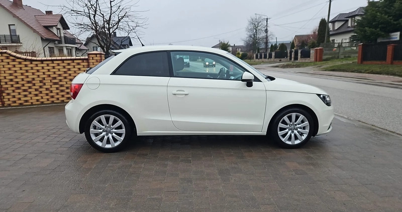 Audi A1 cena 29900 przebieg: 165000, rok produkcji 2012 z Jaraczewo małe 232